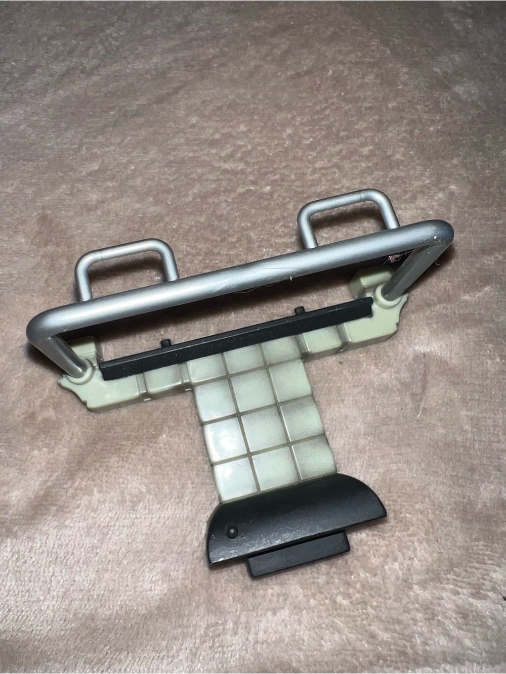 Marvel Legends Series 4 Beast Accessory Wall Stand 6” Action Figure Toybiz